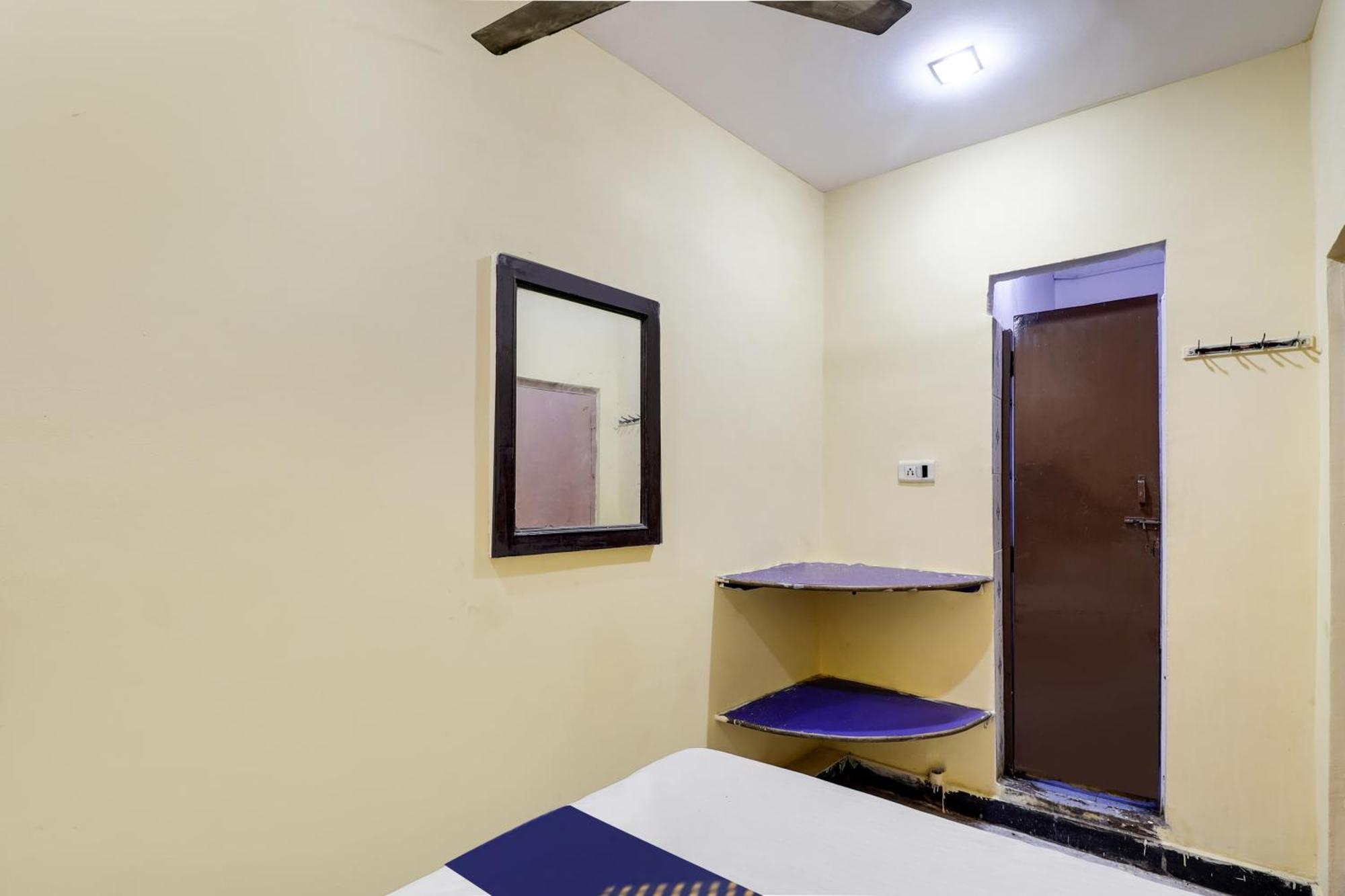 Spot On Hotel Sai Ashirwad Residency Hyderabad Exterior foto